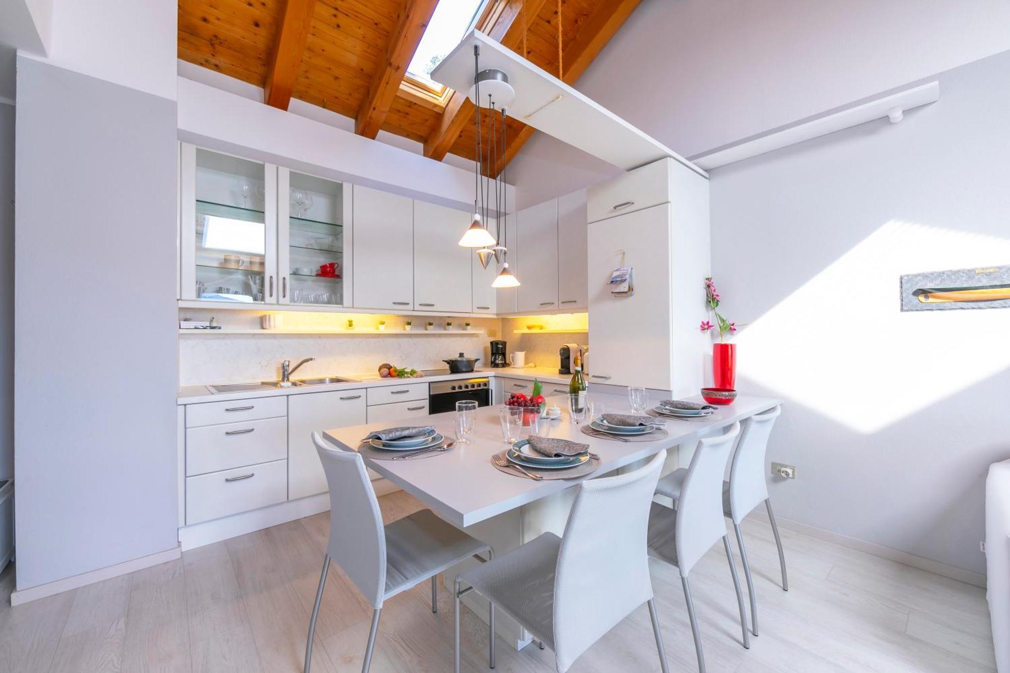 Blu Lake Apartment On Ghiffa Beach - Happy Rentals 외부 사진
